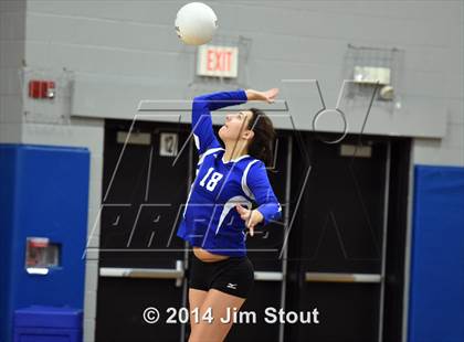 Thumbnail 2 in Glastonbury @ Fairfield Ludlowe (CIAC Class LL 2nd Round) photogallery.
