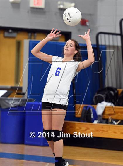 Thumbnail 2 in Glastonbury @ Fairfield Ludlowe (CIAC Class LL 2nd Round) photogallery.