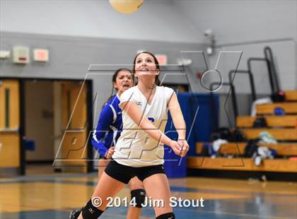 Thumbnail 3 in Glastonbury @ Fairfield Ludlowe (CIAC Class LL 2nd Round) photogallery.