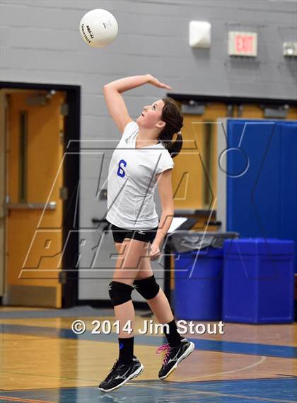 Thumbnail 2 in Glastonbury @ Fairfield Ludlowe (CIAC Class LL 2nd Round) photogallery.