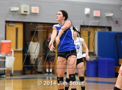 Thumbnail 3 in Glastonbury @ Fairfield Ludlowe (CIAC Class LL 2nd Round) photogallery.