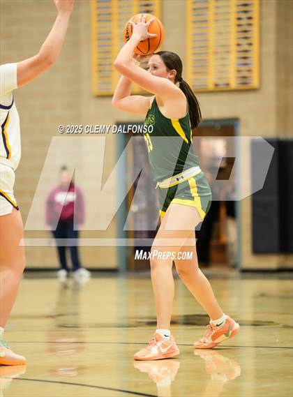 Thumbnail 1 in Pueblo County vs Littleton (Dakota Ridge Varsity Tournament) photogallery.