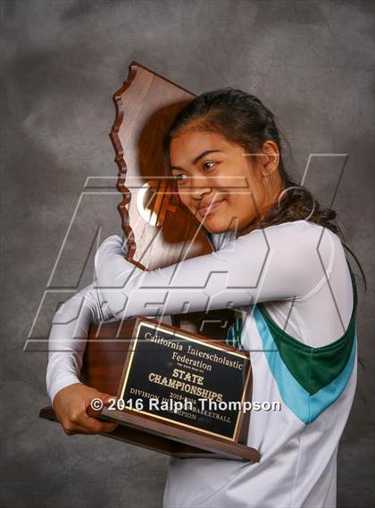 Thumbnail 3 in Sacred Heart Cathedral Preparatory (CIF State D3 Award Photos) photogallery.