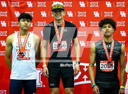 Thumbnail 3 in Carl Lewis Invitational (Awards) photogallery.