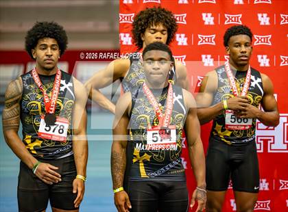 Thumbnail 3 in Carl Lewis Invitational (Awards) photogallery.