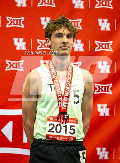 Thumbnail 2 in Carl Lewis Invitational (Awards) photogallery.