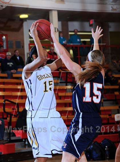 Thumbnail 3 in Northwest vs Olathe East (Mid America Classic 5th place) photogallery.