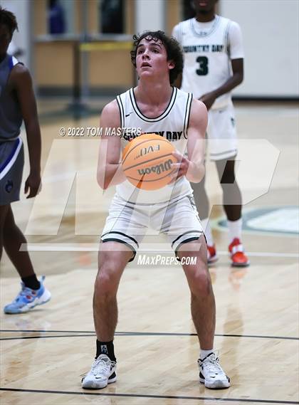 Thumbnail 2 in Parkwood vs. Charlotte Country Day School photogallery.