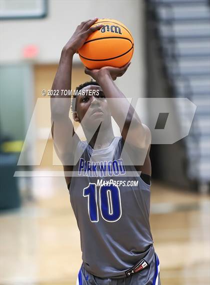 Thumbnail 2 in Parkwood vs. Charlotte Country Day School photogallery.
