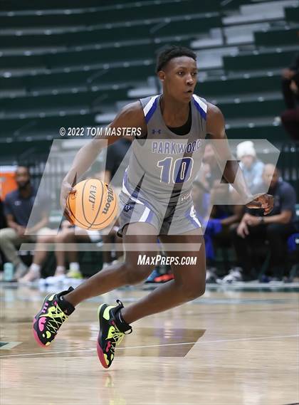 Thumbnail 2 in Parkwood vs. Charlotte Country Day School photogallery.