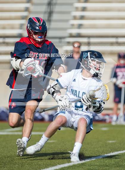 Thumbnail 3 in Valor Christian vs Kent Denver (CHSAA 5A Semifinal) photogallery.