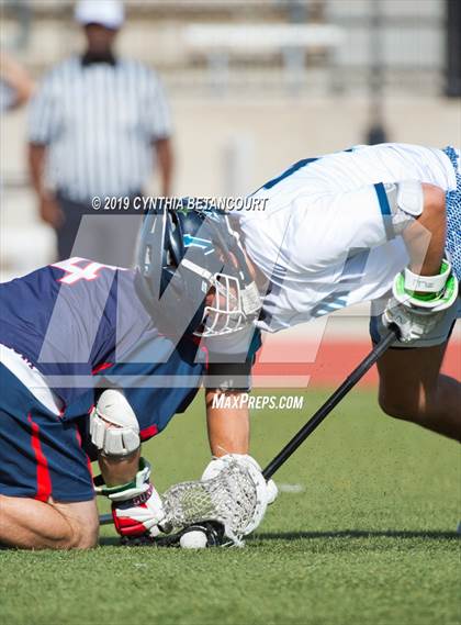 Thumbnail 1 in Valor Christian vs Kent Denver (CHSAA 5A Semifinal) photogallery.