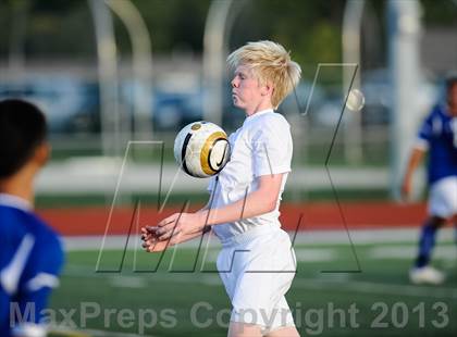 Thumbnail 1 in Glenbrook North vs. Carthage (Gateway City Soccer Classic) photogallery.