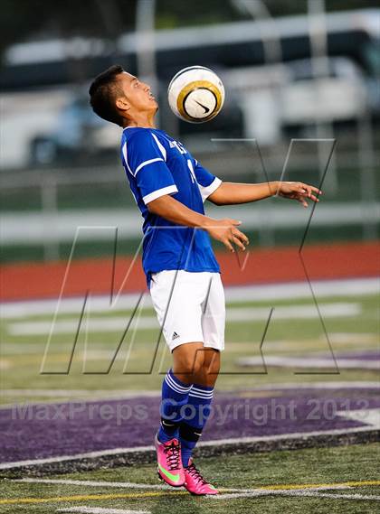 Thumbnail 1 in Glenbrook North vs. Carthage (Gateway City Soccer Classic) photogallery.