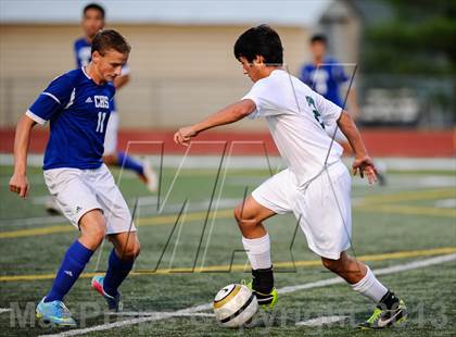 Thumbnail 3 in Glenbrook North vs. Carthage (Gateway City Soccer Classic) photogallery.