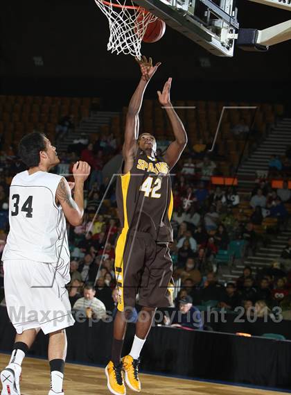 Thumbnail 3 in Thomas Jefferson vs. Wasson (CHSAA 4A Great 8) photogallery.