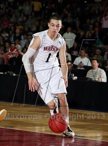 Thumbnail 2 in Thomas Jefferson vs. Wasson (CHSAA 4A Great 8) photogallery.
