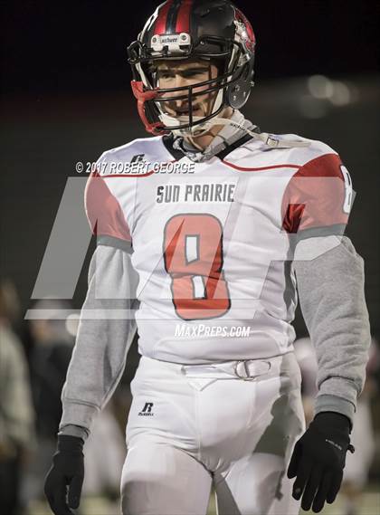 Thumbnail 3 in Muskego vs. Sun Prairie photogallery.