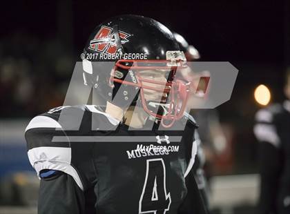 Thumbnail 3 in Muskego vs. Sun Prairie photogallery.