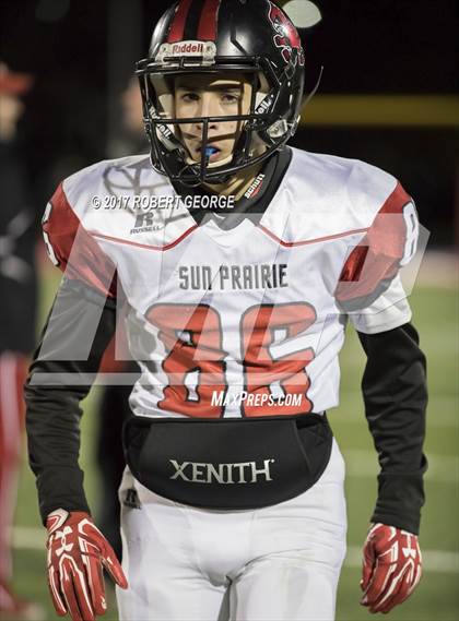 Thumbnail 2 in Muskego vs. Sun Prairie photogallery.