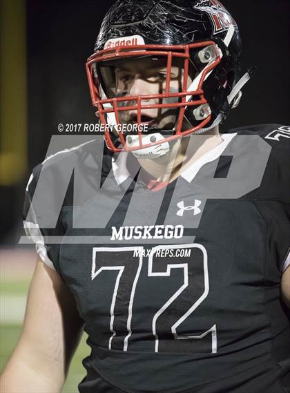Thumbnail 1 in Muskego vs. Sun Prairie photogallery.