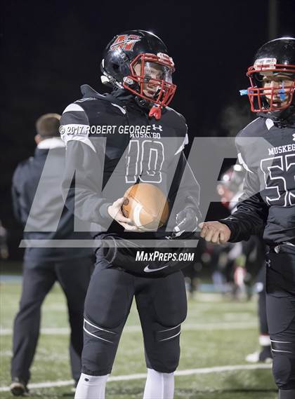 Thumbnail 1 in Muskego vs. Sun Prairie photogallery.
