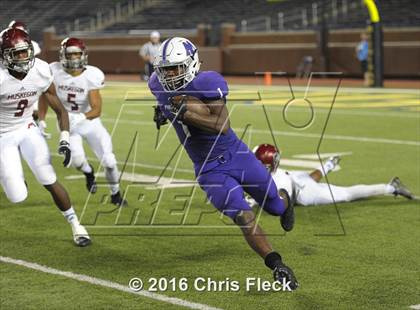 Thumbnail 3 in Muskegon vs Pioneer (Battle at the Big House) photogallery.
