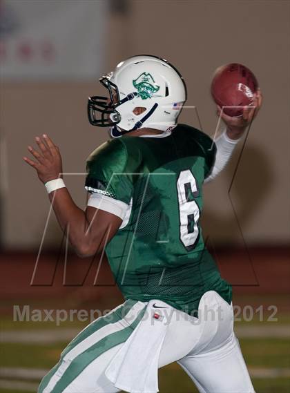 Thumbnail 2 in Oceanside vs Poway (CIF SDS D2 Final) photogallery.