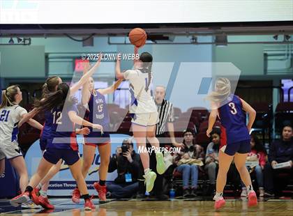 Thumbnail 3 in Dobbs Ferry vs Blind Brook (NYSPHSAA Section 1 Class B Semifinal) photogallery.