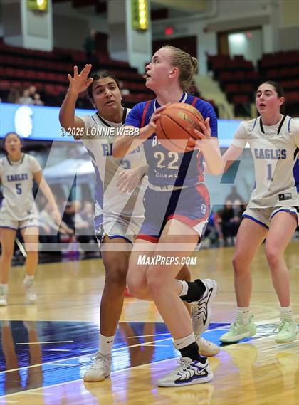 Thumbnail 2 in Dobbs Ferry vs Blind Brook (NYSPHSAA Section 1 Class B Semifinal) photogallery.