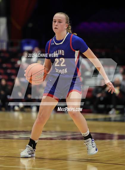Thumbnail 1 in Dobbs Ferry vs Blind Brook (NYSPHSAA Section 1 Class B Semifinal) photogallery.