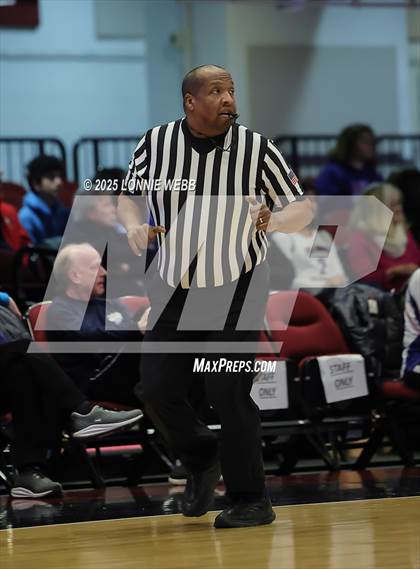 Thumbnail 2 in Dobbs Ferry vs Blind Brook (NYSPHSAA Section 1 Class B Semifinal) photogallery.