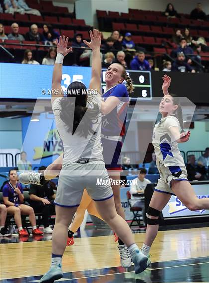 Thumbnail 2 in Dobbs Ferry vs Blind Brook (NYSPHSAA Section 1 Class B Semifinal) photogallery.