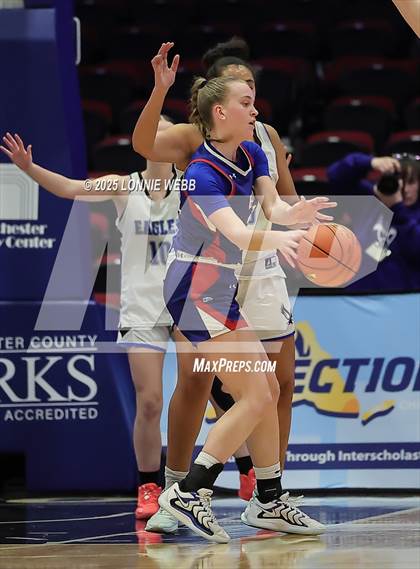 Thumbnail 1 in Dobbs Ferry vs Blind Brook (NYSPHSAA Section 1 Class B Semifinal) photogallery.