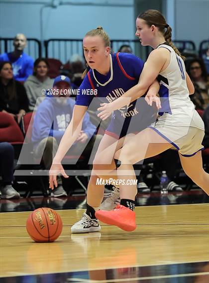 Thumbnail 2 in Dobbs Ferry vs Blind Brook (NYSPHSAA Section 1 Class B Semifinal) photogallery.