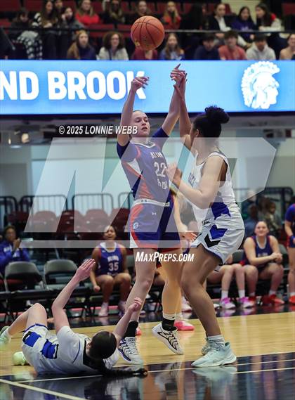 Thumbnail 2 in Dobbs Ferry vs Blind Brook (NYSPHSAA Section 1 Class B Semifinal) photogallery.