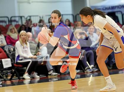 Thumbnail 1 in Dobbs Ferry vs Blind Brook (NYSPHSAA Section 1 Class B Semifinal) photogallery.