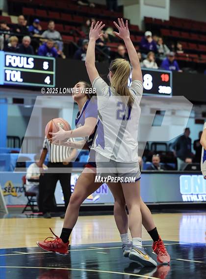 Thumbnail 3 in Dobbs Ferry vs Blind Brook (NYSPHSAA Section 1 Class B Semifinal) photogallery.