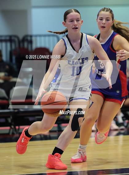 Thumbnail 2 in Dobbs Ferry vs Blind Brook (NYSPHSAA Section 1 Class B Semifinal) photogallery.
