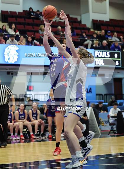 Thumbnail 1 in Dobbs Ferry vs Blind Brook (NYSPHSAA Section 1 Class B Semifinal) photogallery.