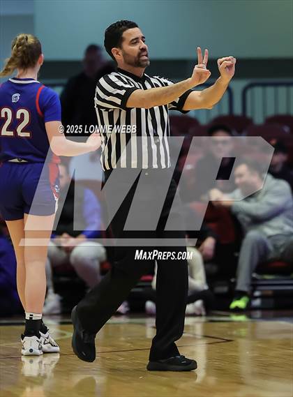 Thumbnail 3 in Dobbs Ferry vs Blind Brook (NYSPHSAA Section 1 Class B Semifinal) photogallery.