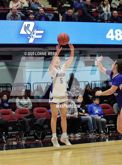 Thumbnail 3 in Dobbs Ferry vs Blind Brook (NYSPHSAA Section 1 Class B Semifinal) photogallery.