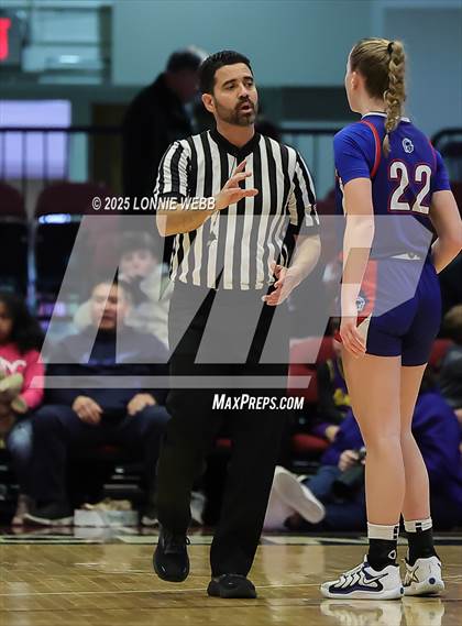 Thumbnail 1 in Dobbs Ferry vs Blind Brook (NYSPHSAA Section 1 Class B Semifinal) photogallery.