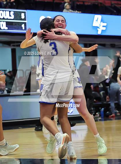 Thumbnail 3 in Dobbs Ferry vs Blind Brook (NYSPHSAA Section 1 Class B Semifinal) photogallery.