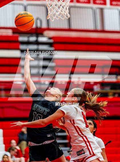 Thumbnail 1 in JV: Glenbard West @ Hinsdale Central photogallery.