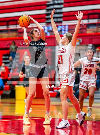 Thumbnail 3 in JV: Glenbard West @ Hinsdale Central photogallery.