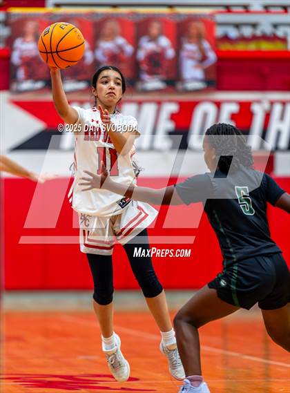 Thumbnail 3 in JV: Glenbard West @ Hinsdale Central photogallery.