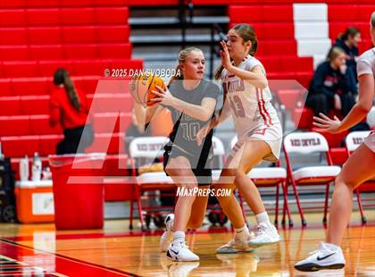 Thumbnail 1 in JV: Glenbard West @ Hinsdale Central photogallery.