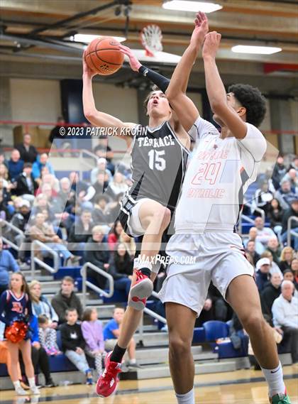 Thumbnail 1 in Mountlake Terrace @ Eastside Catholic  (Opening Round) photogallery.