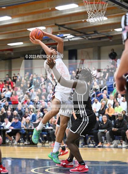 Thumbnail 1 in Mountlake Terrace @ Eastside Catholic  (Opening Round) photogallery.